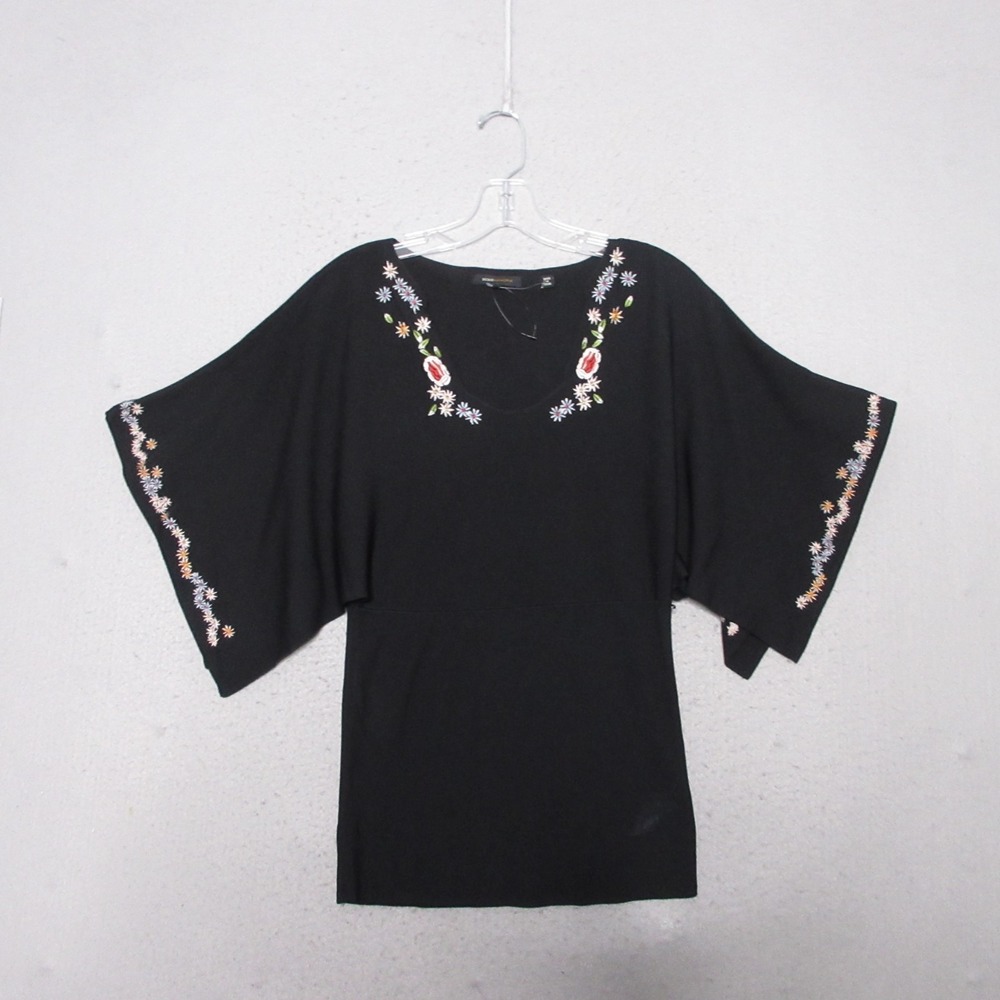 Vintage BCBG Max Azria Sweater Large Floral‎ Y2K Whimsigoth Fitted Kimono Sleeve